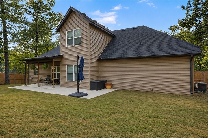 Property Photo:  86 Rillington Drive  AR 72714 