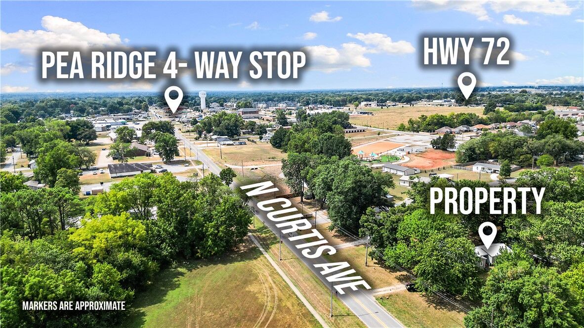 Property Photo: 725 N Curtis Avenue AR 72751