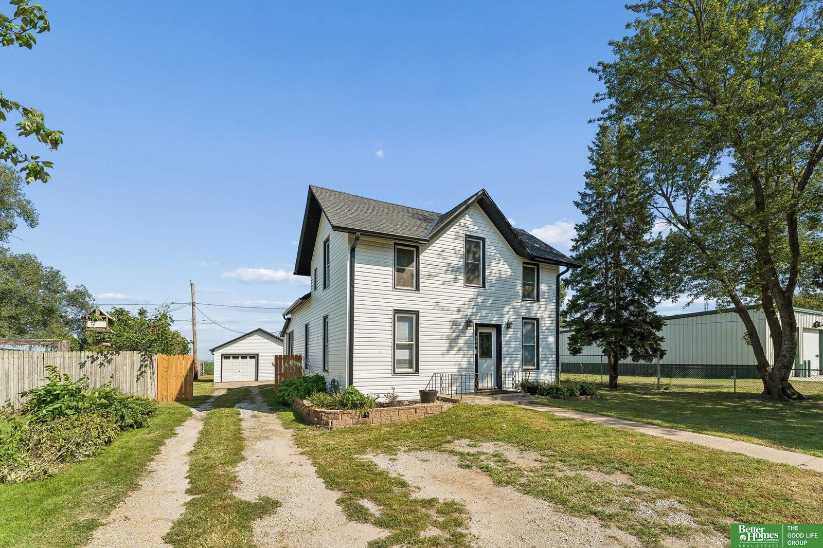 Property Photo: 904 Main Street IA 51653