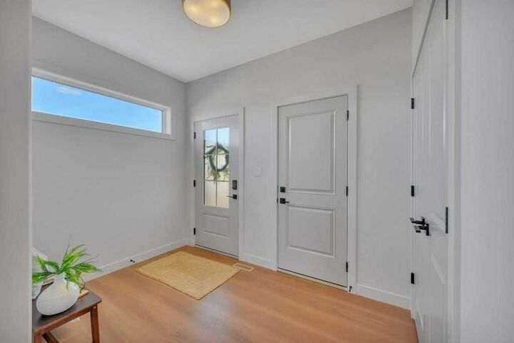 Property Photo:  7 Vincent Gate  AB T4S 0V7 