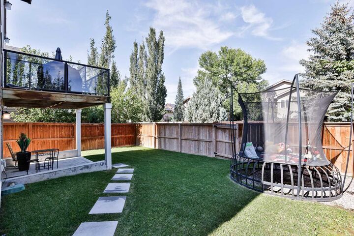 Property Photo:  78 Riverford Close W  AB T1K 8E6 