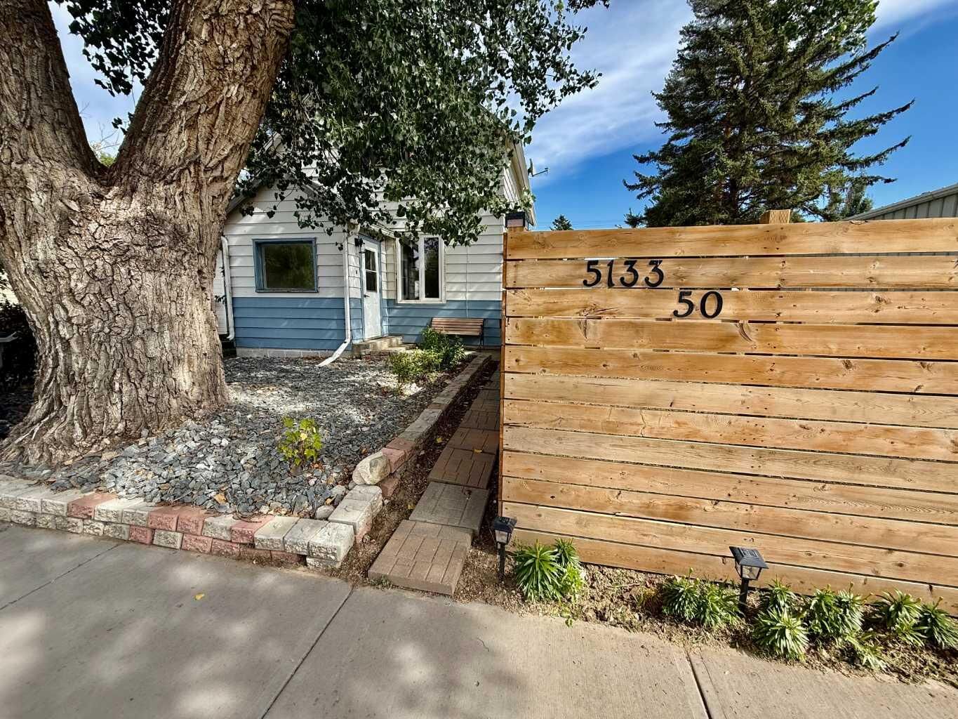 Property Photo:  5133 50 Street  AB T0B 3S0 