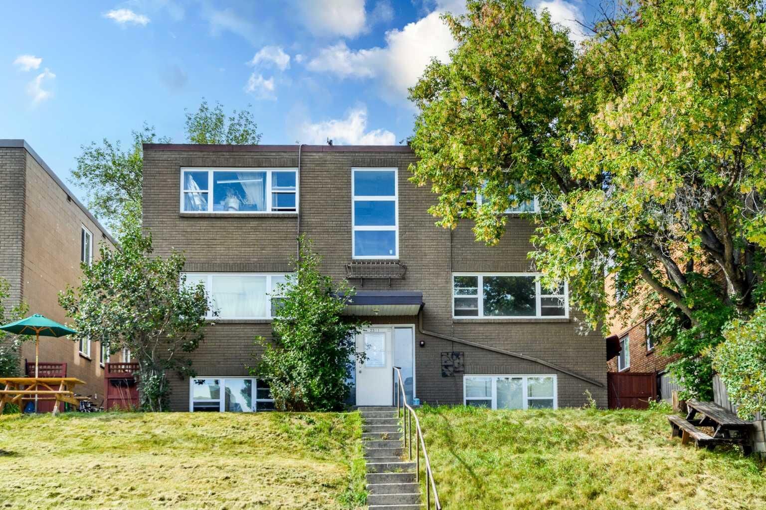 Property Photo:  2311 17A Street SW 1  AB T2T 4S3 