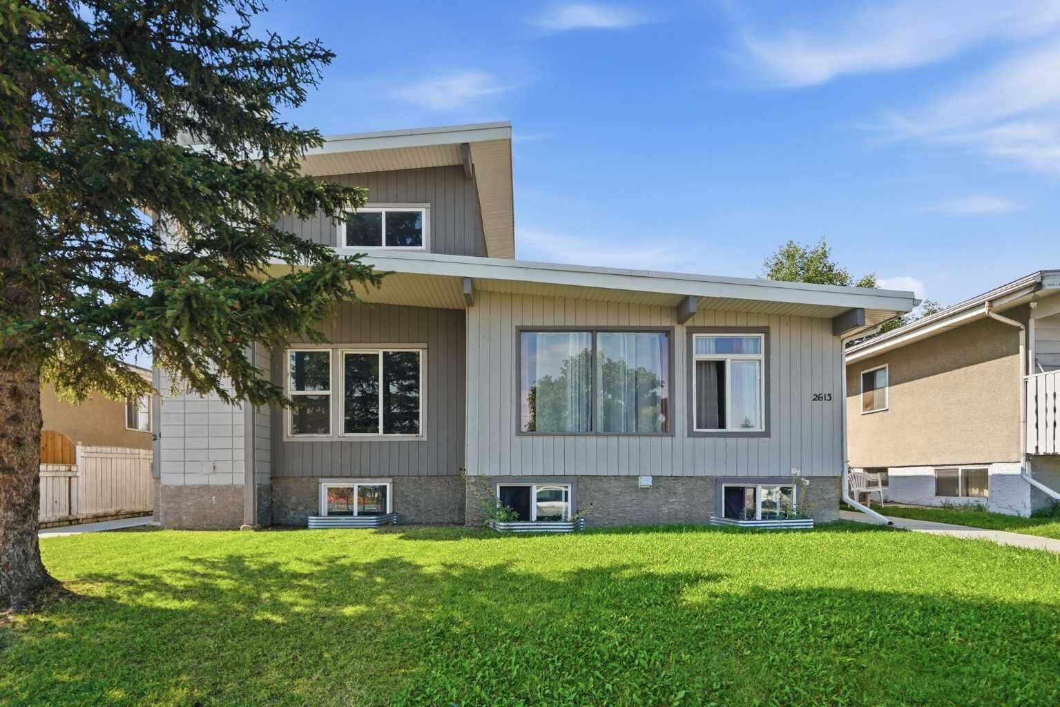 Property Photo:  2615/2613 39 Street SE  AB T2B 1A8 