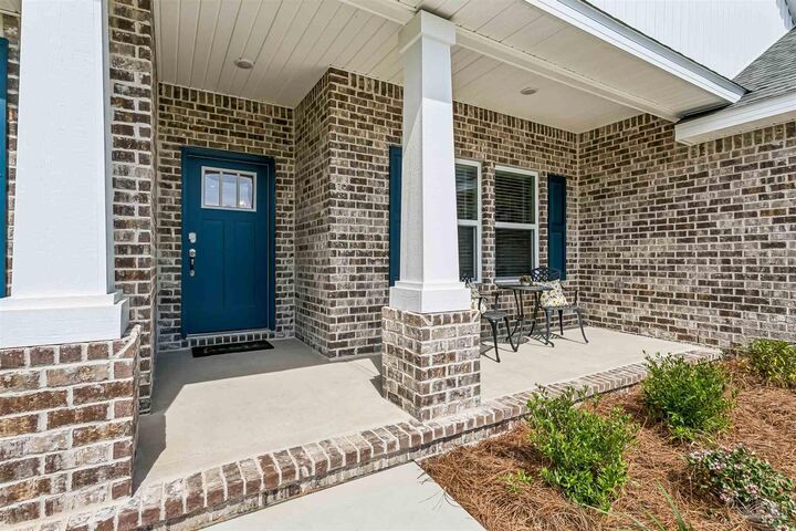 Property Photo:  7527 Hatteras Dr  FL 32566 