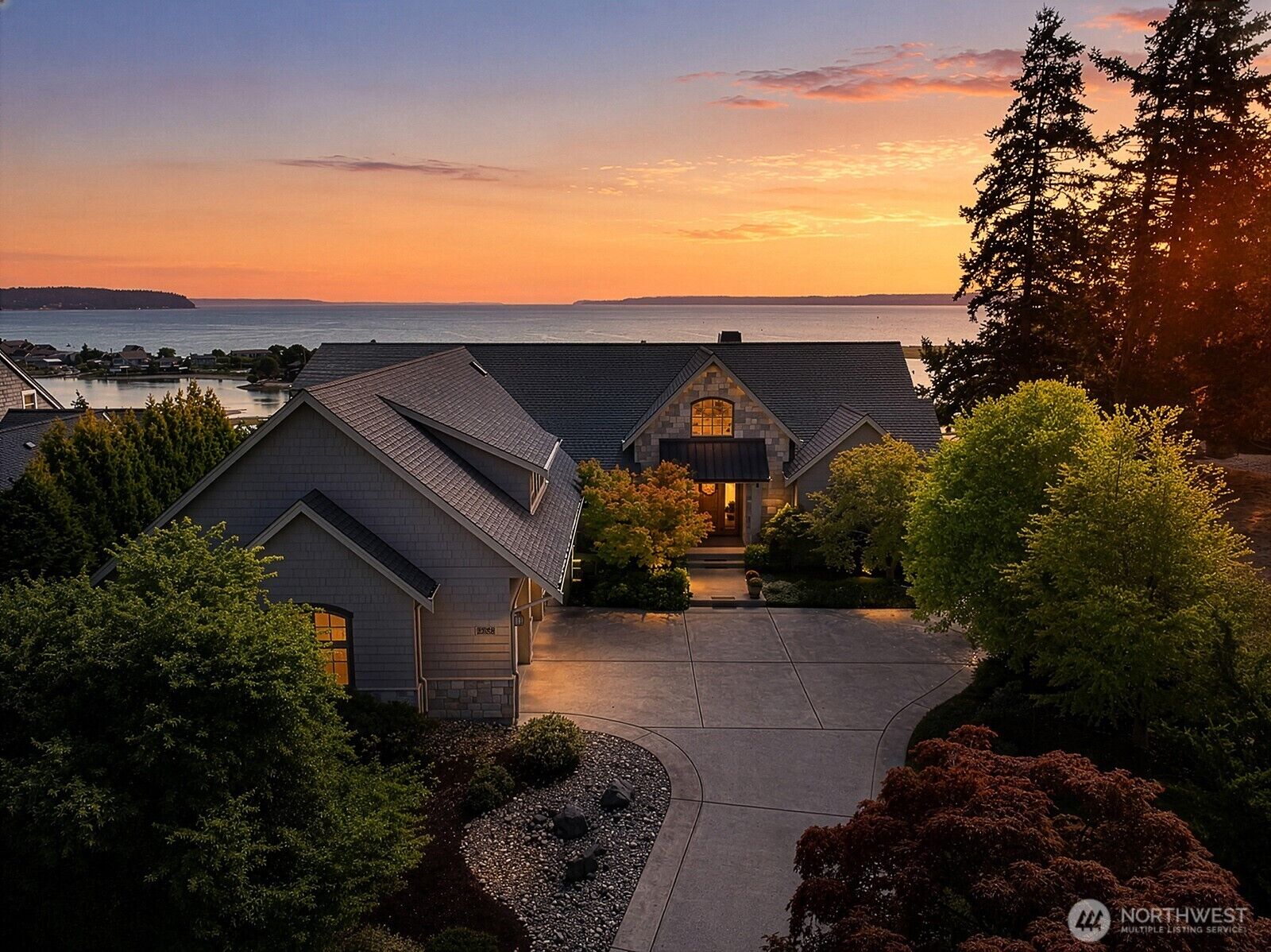 Property Photo:  2382  Soundview Drive  WA 98260 