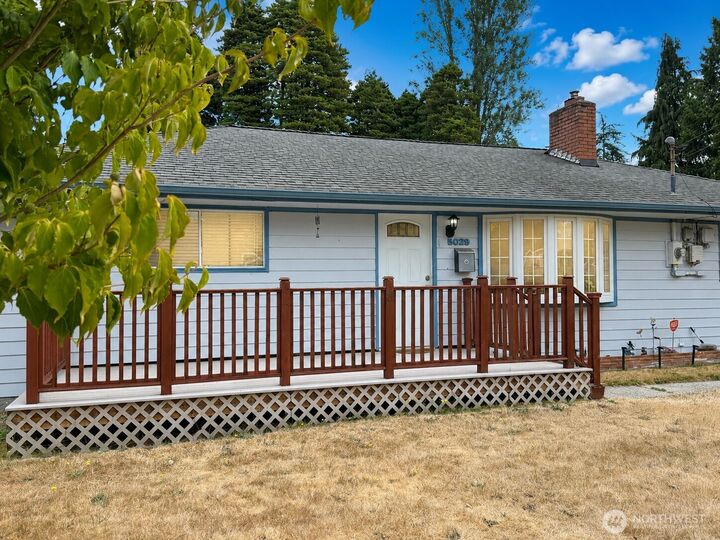 Property Photo:  5029  West View Drive  WA 98203 
