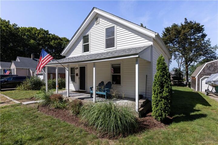 Property Photo:  57 Melrose Avenue Avenue  RI 02835 
