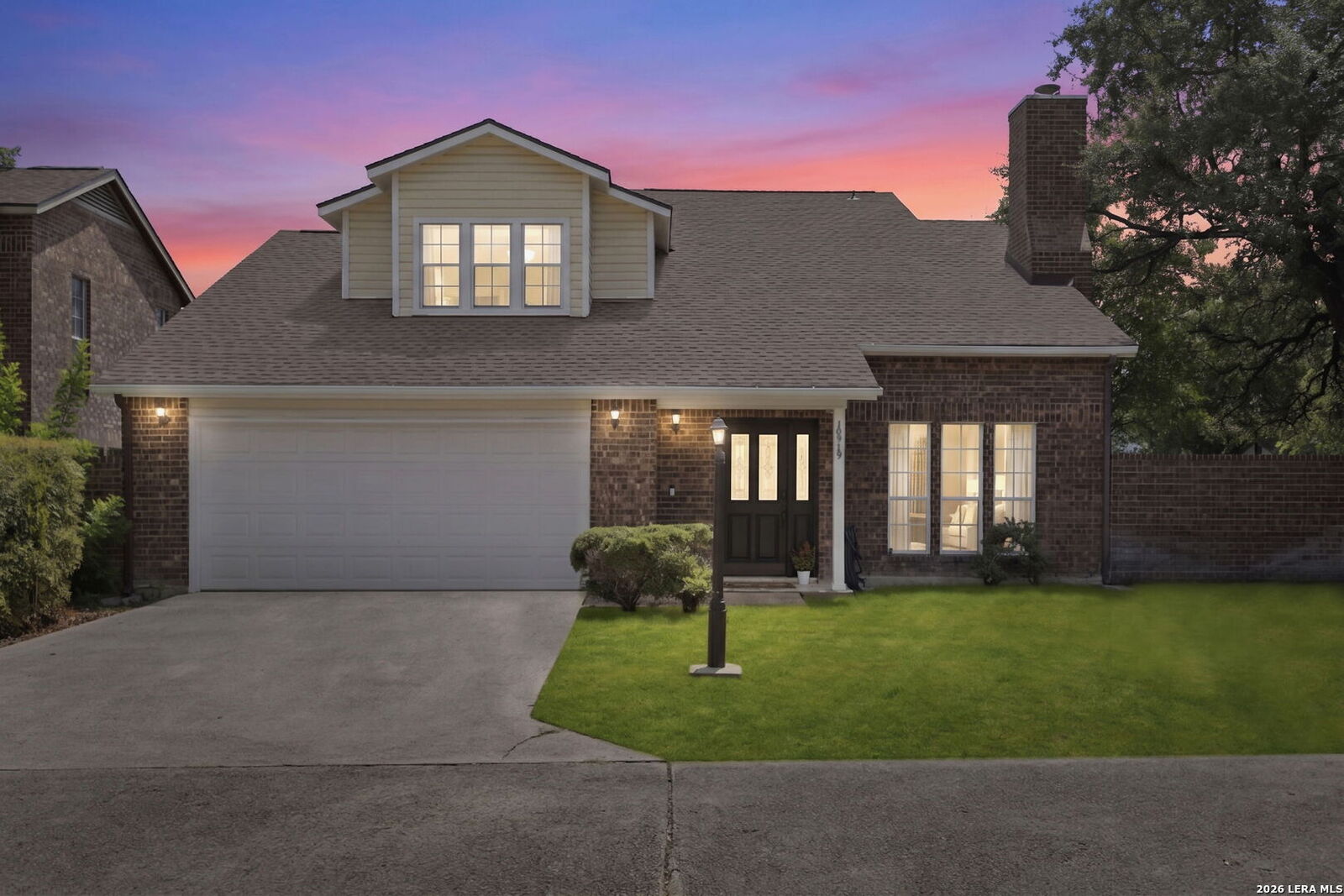 Property Photo: 16715 Henderson Pass TX 78232