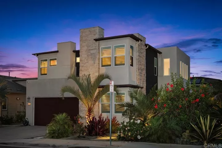 Property Photo:  715 Adelaide Circle  CA 92024 
