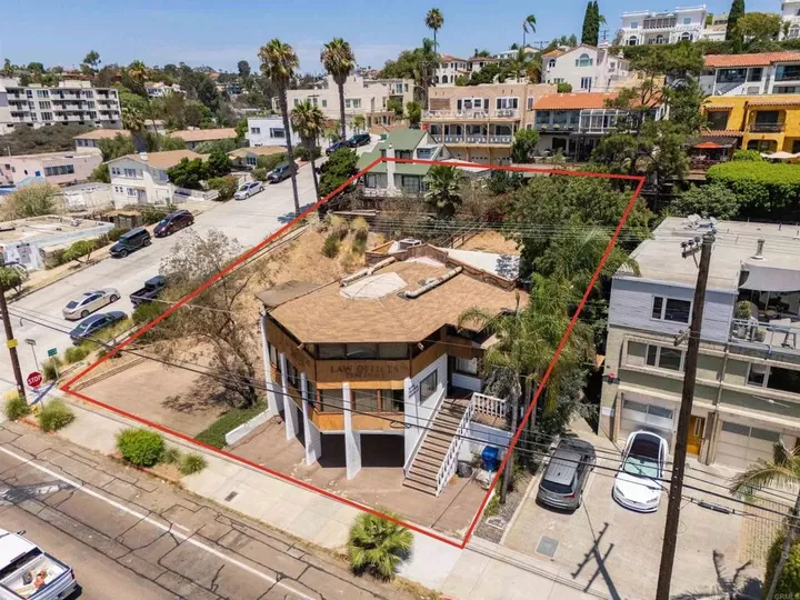 Property Photo:  3055 India  CA 92103 