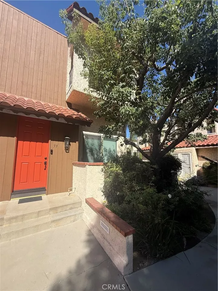 Property Photo:  1711 Grismer Avenue 59  CA 91504 