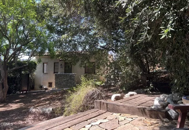 Property Photo:  4327 Marmion Way  CA 90065 