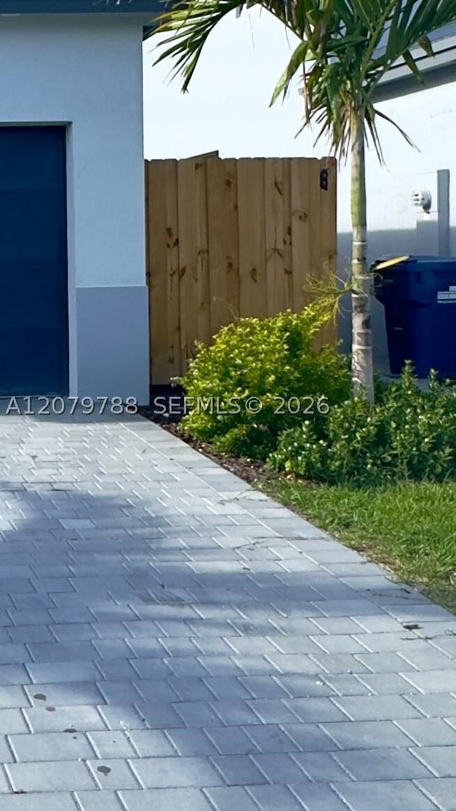 Property Photo: 19536 SW 338th Ter Efficiency FL 33034