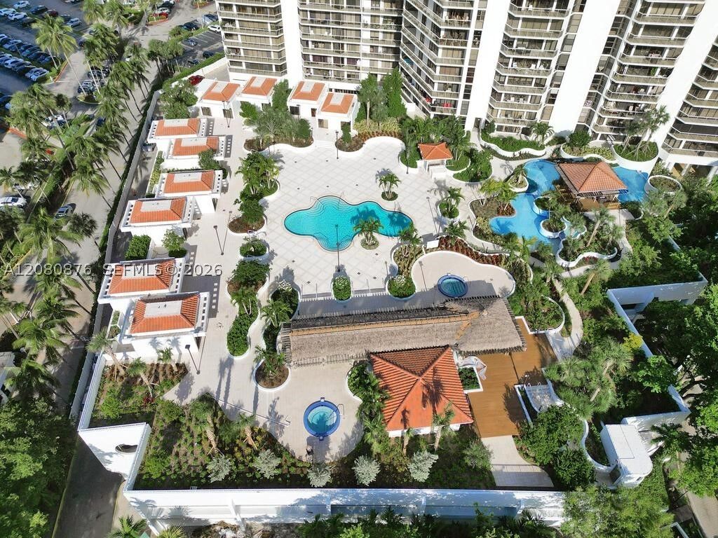 Property Photo:  20281 E Country Club Dr Cab3  FL 33180 