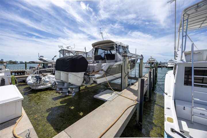 Property Photo: 7601 E Treasure Dr #B-79 FL 33141