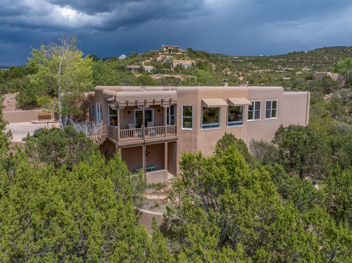 Property Photo: 957 Paseo Del Sur NM 87501