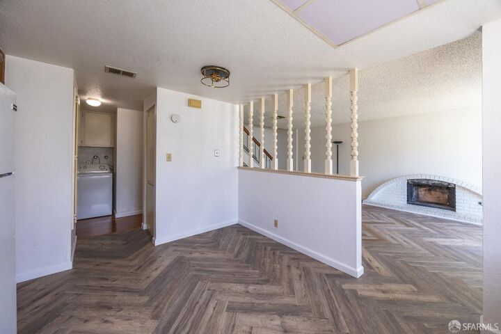 Property Photo: 2585 El Portal Drive C CA 94806
