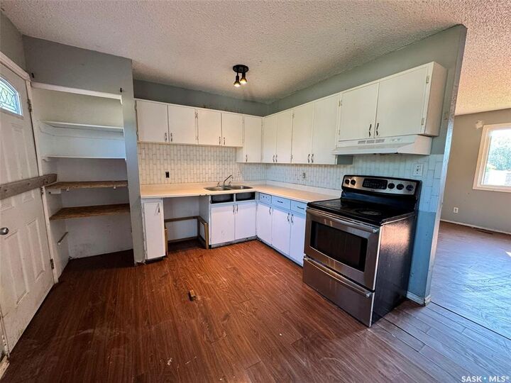 Property Photo:  12 Bowerman Crescent  SK S6V 6K2 