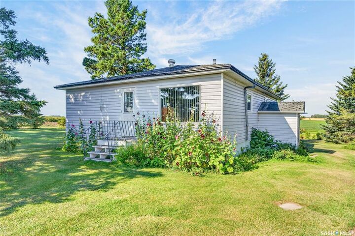 Property Photo:  Rural Rural Address  SK S0E 1T0 