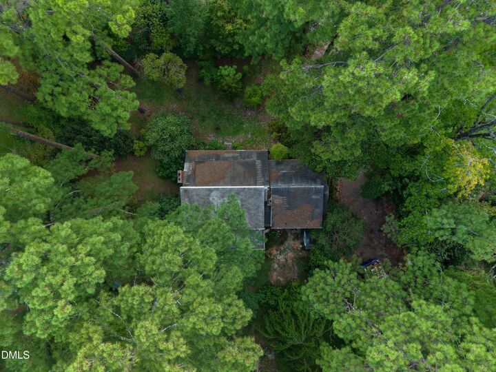 Property Photo: 120 Pineland Circle NC 27606