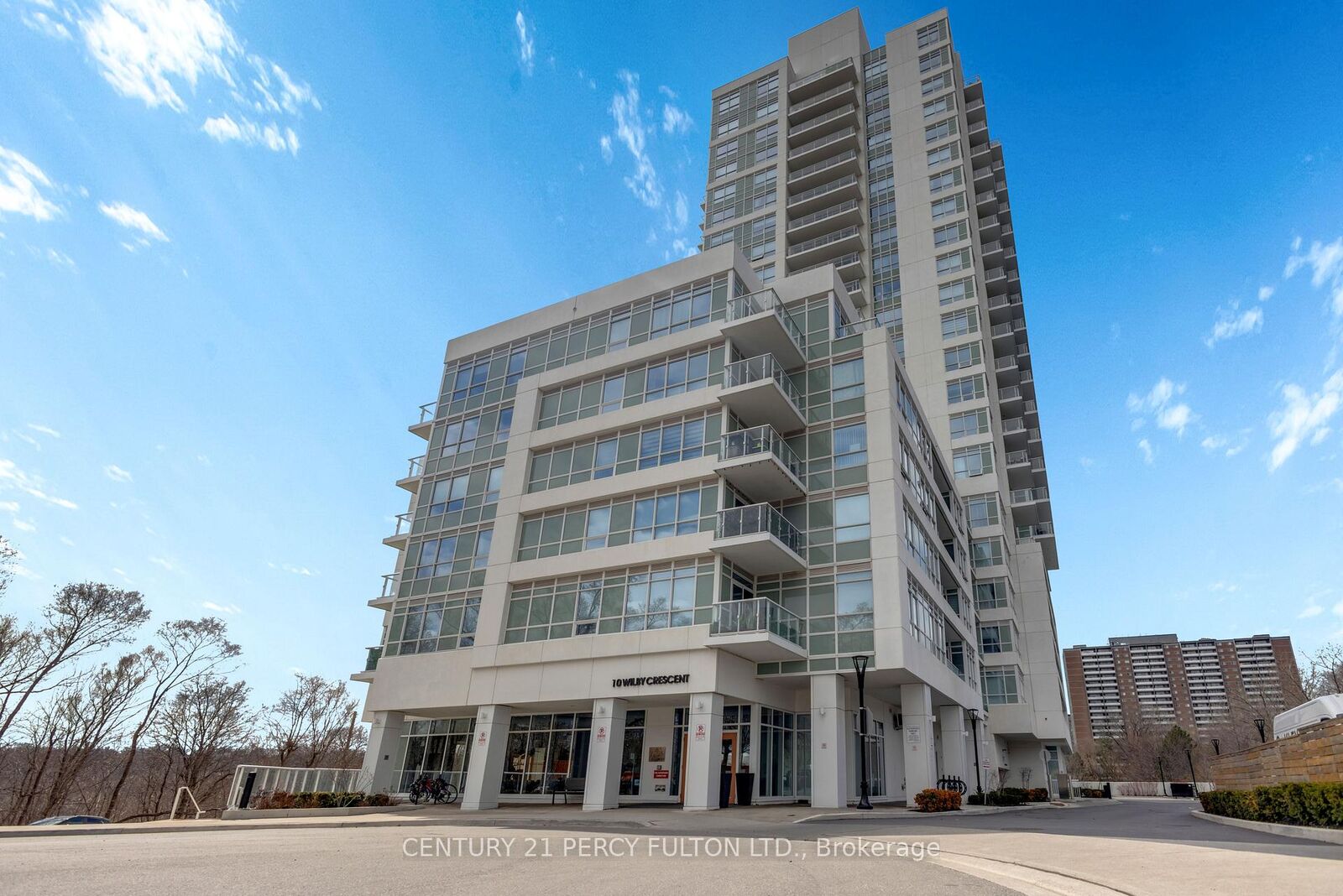 Photo de la propriété: 10 Wilby Crescent 1704 ON M9N 1E5
