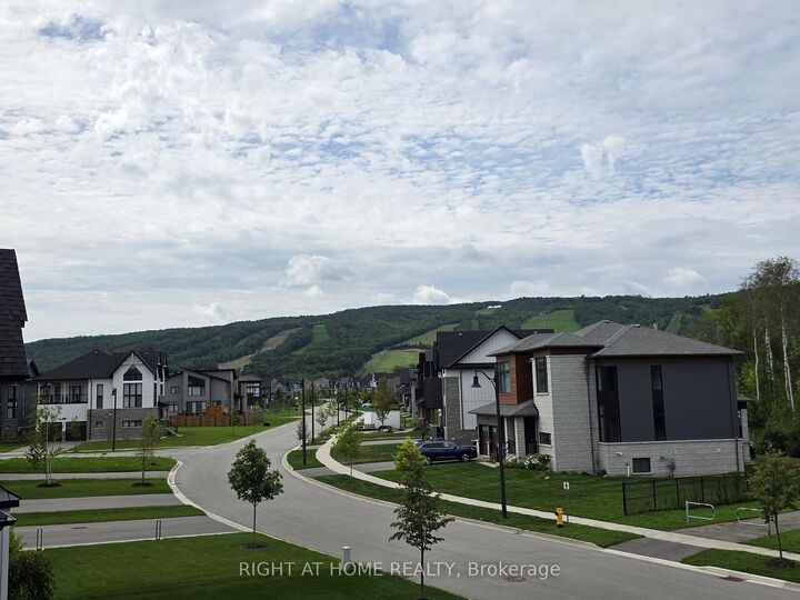 Property Photo:  149 Springside Crescent  ON L9Y 5L3 