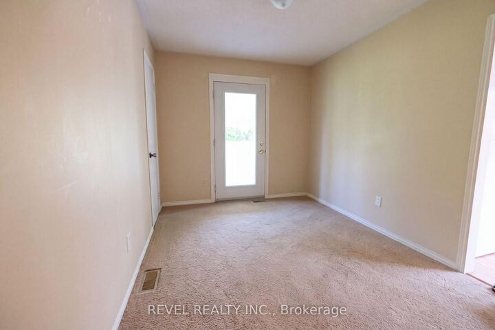 Property Photo:  176 Towerhill Road  ON K9H 7M8 