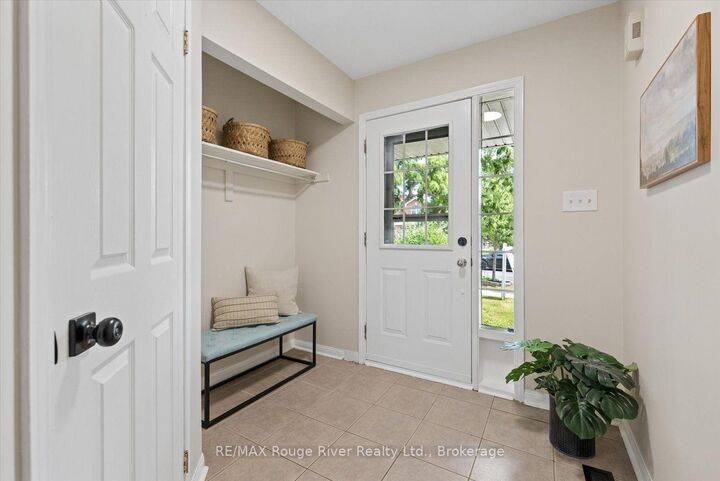 Property Photo:  274 Swindells Street  ON L1C 5G7 
