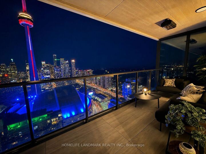 Property Photo:  3 Concord Cityplace Way 5309  ON M5V 0X4 
