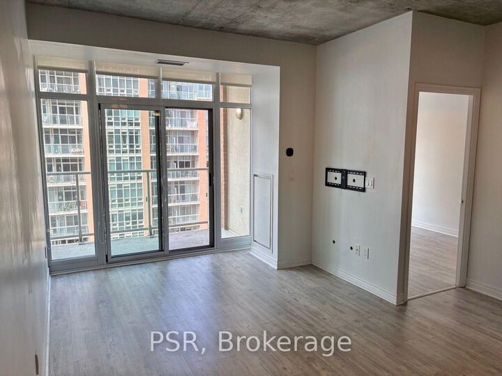 Property Photo:  75 East Liberty Street 1610  ON M6K 0A2 