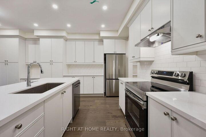 Property Photo:  53 Bearberry Road  ON L9X 2E1 