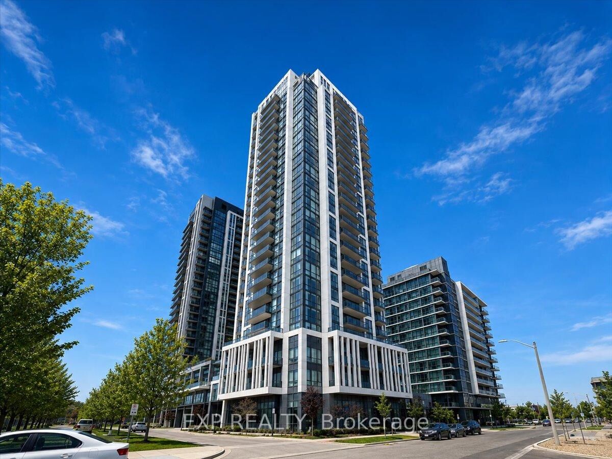 Property Photo:  17 Zorra Street 1509  ON M8Z 0C8 