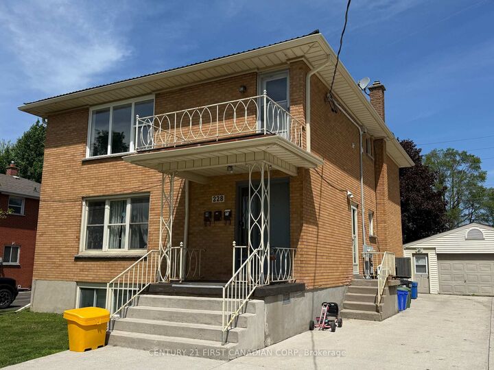 Property Photo:  228 Burnside Drive 3  ON N5V 1B9 