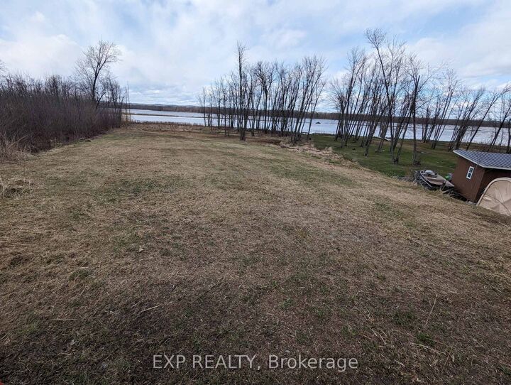 Property Photo:  3612 Chretien Street  ON K0A 3K0 