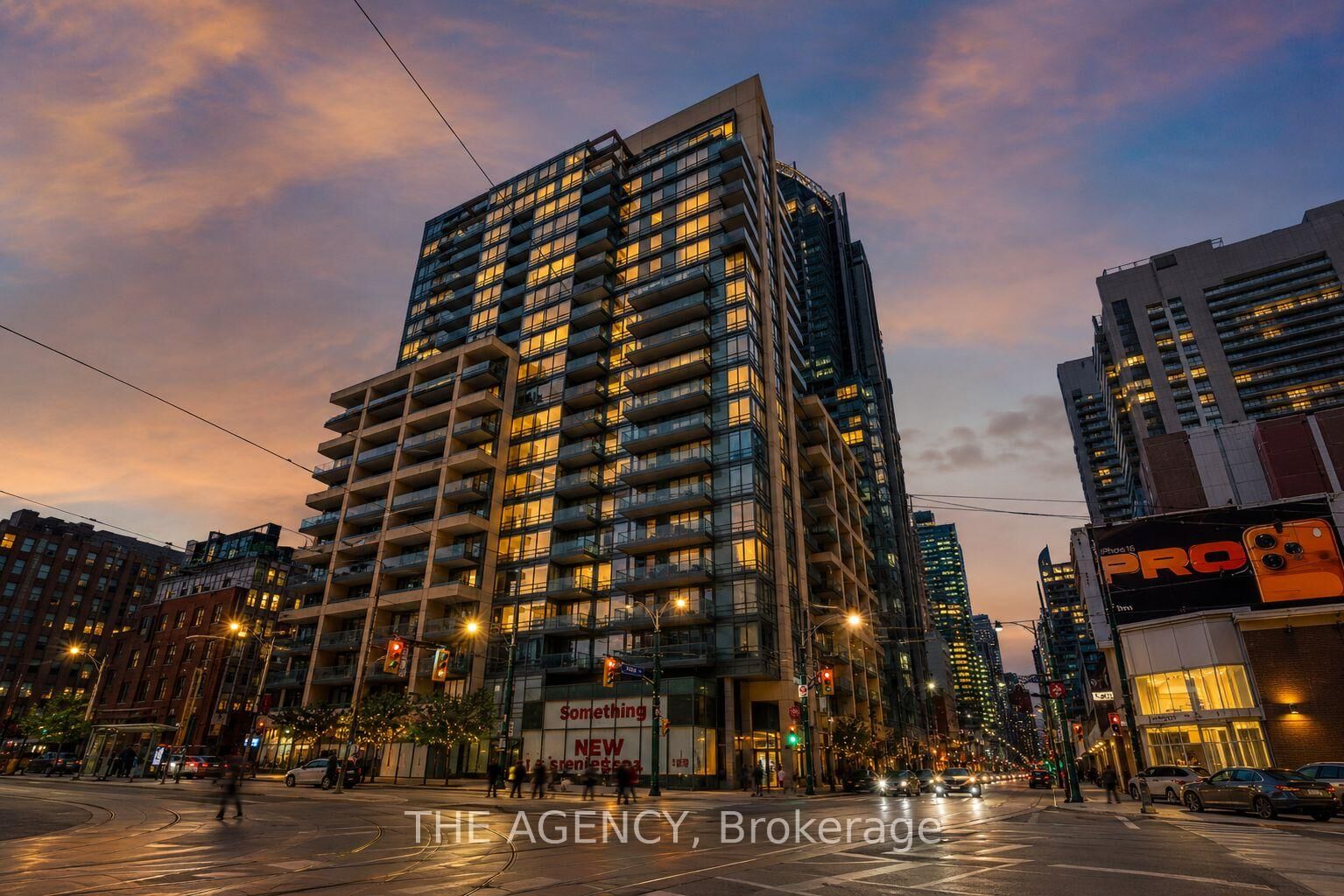 Property Photo:  438 King Street W 1314  ON M5V 3T9 