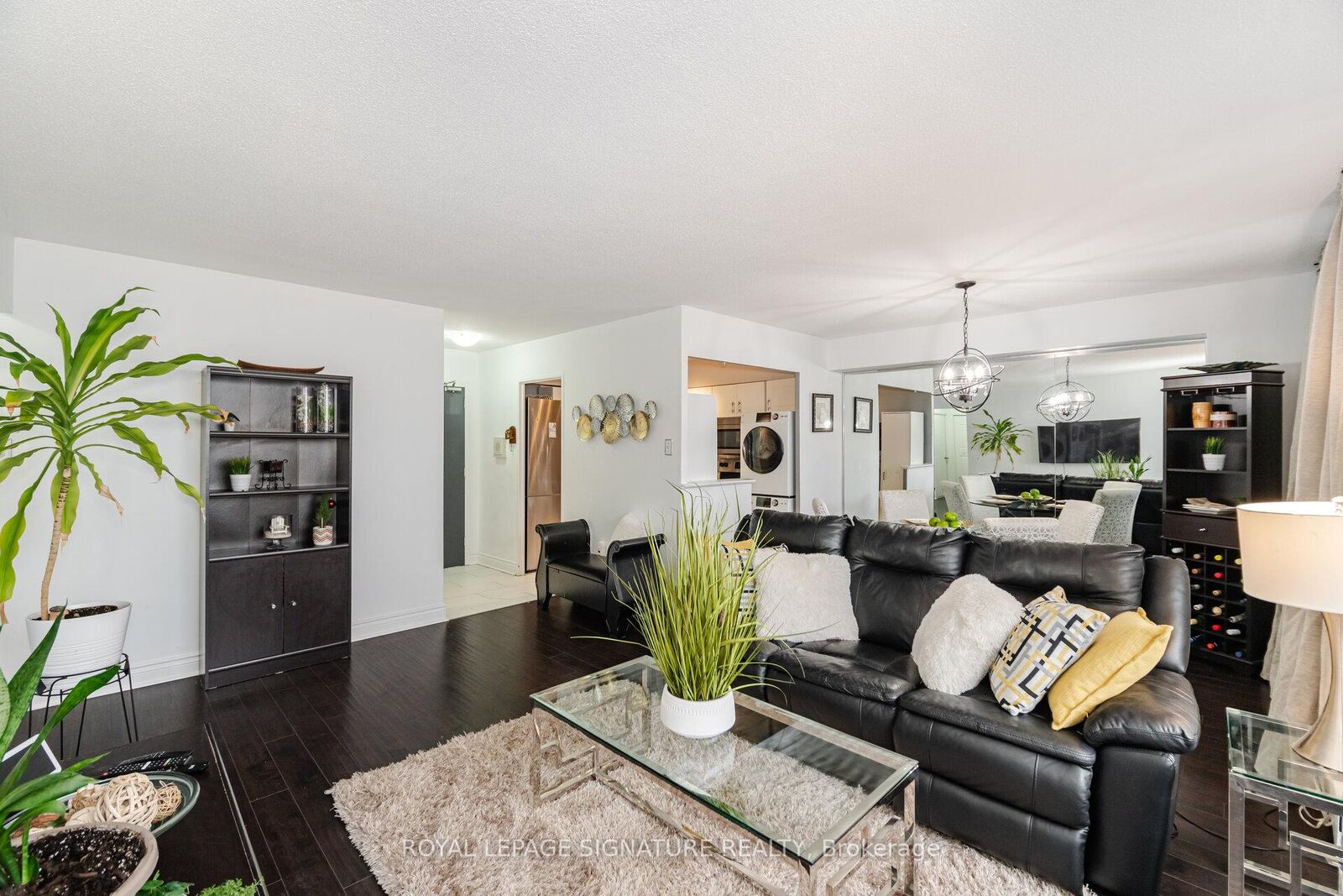 Property Photo:  451 The West Mall Drive 1212  ON M9C 1G1 