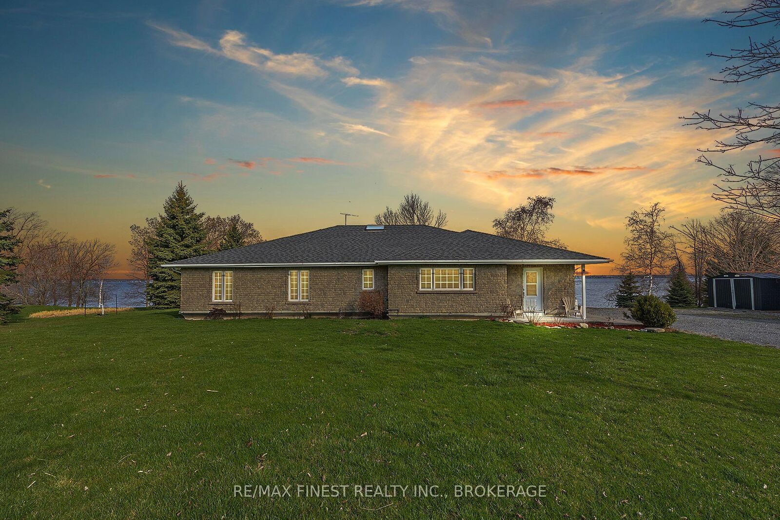 Property Photo:  2800 Front Road  ON K0H 2S0 