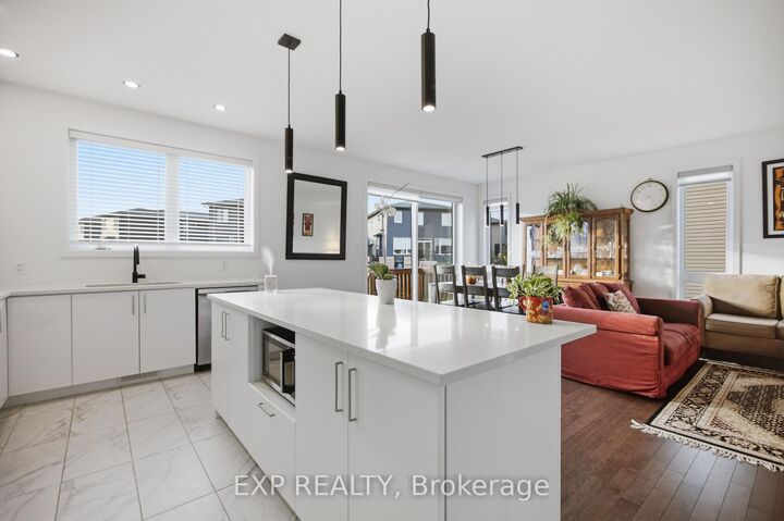 Property Photo:  99 Rutile Street  ON K4K 0M9 