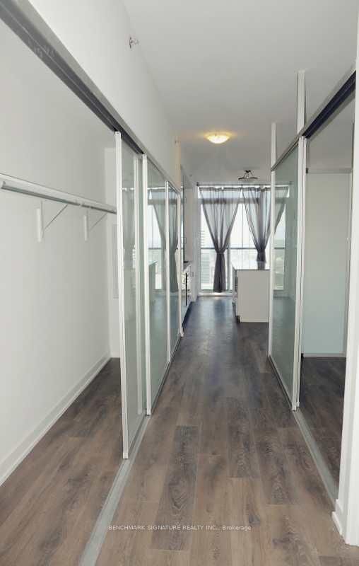 Property Photo:  426 University Avenue 3509  ON M5G 1S9 