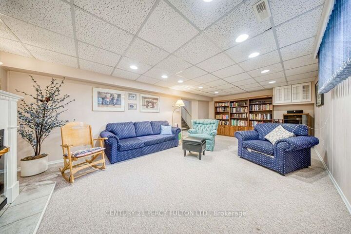 Property Photo: 70 Limevale Crescent ON M1E 2K7