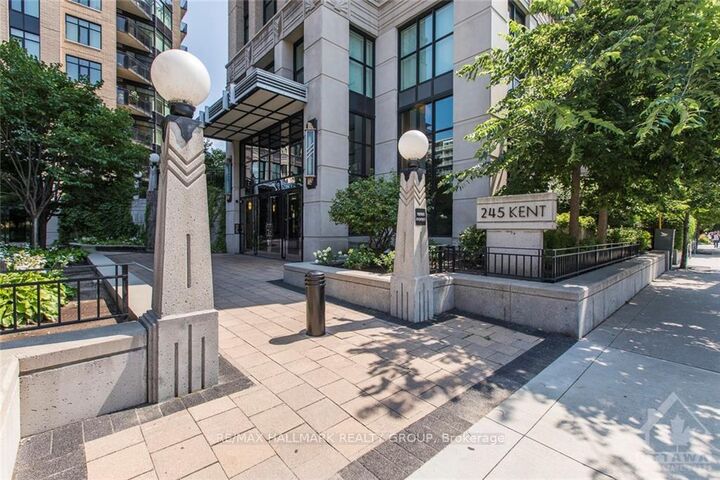 Property Photo:  245 Kent Street 908  ON K2P 0A5 
