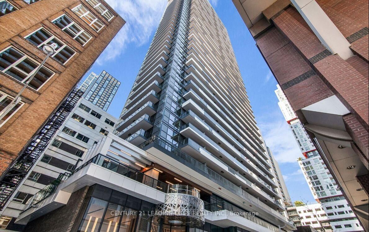Property Photo:  38 Widmer Street 2606  ON M5V 0P7 