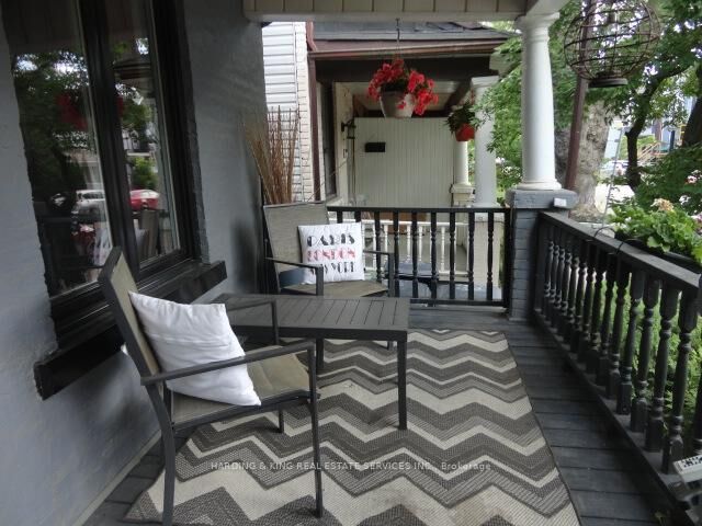 Property Photo:  33 Connaught Avenue Suite 2  ON M4L 2V8 