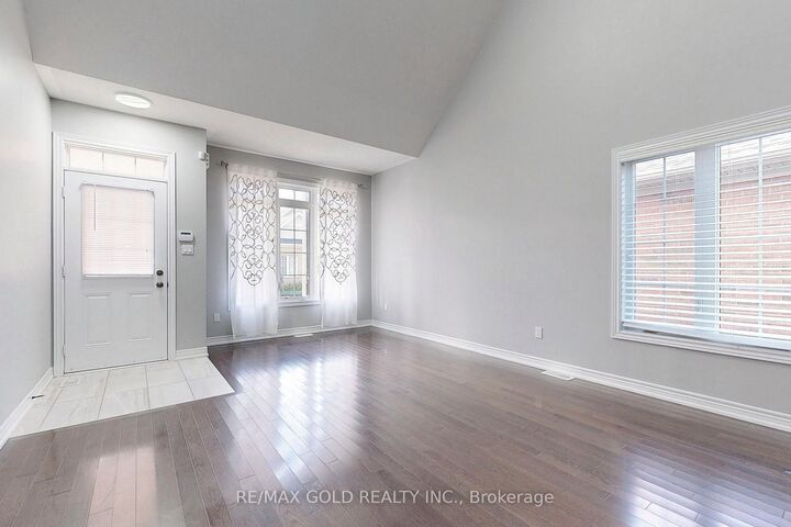 Property Photo:  9 Lobelia Street  ON L6R 3Z6 