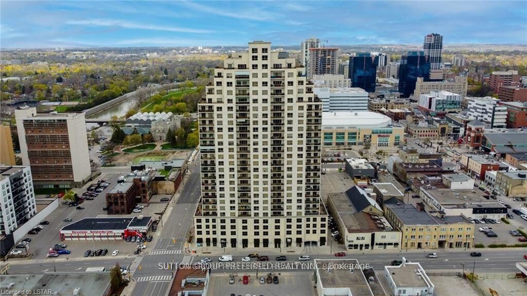 Property Photo:  330 Ridout Street N 2304  ON N6A 0A7 
