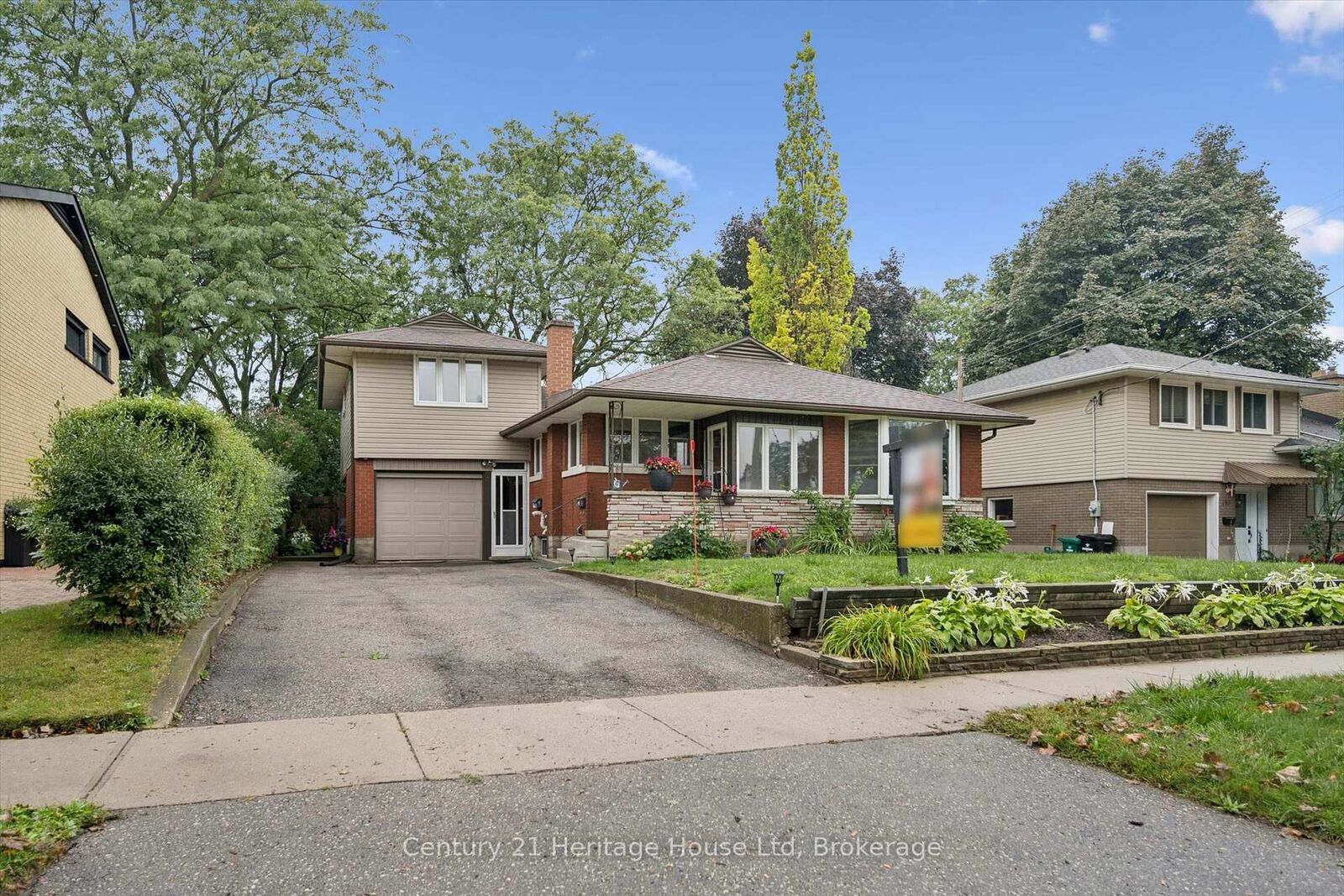 Property Photo:  146 Cornell Avenue  ON N2G 3E6 