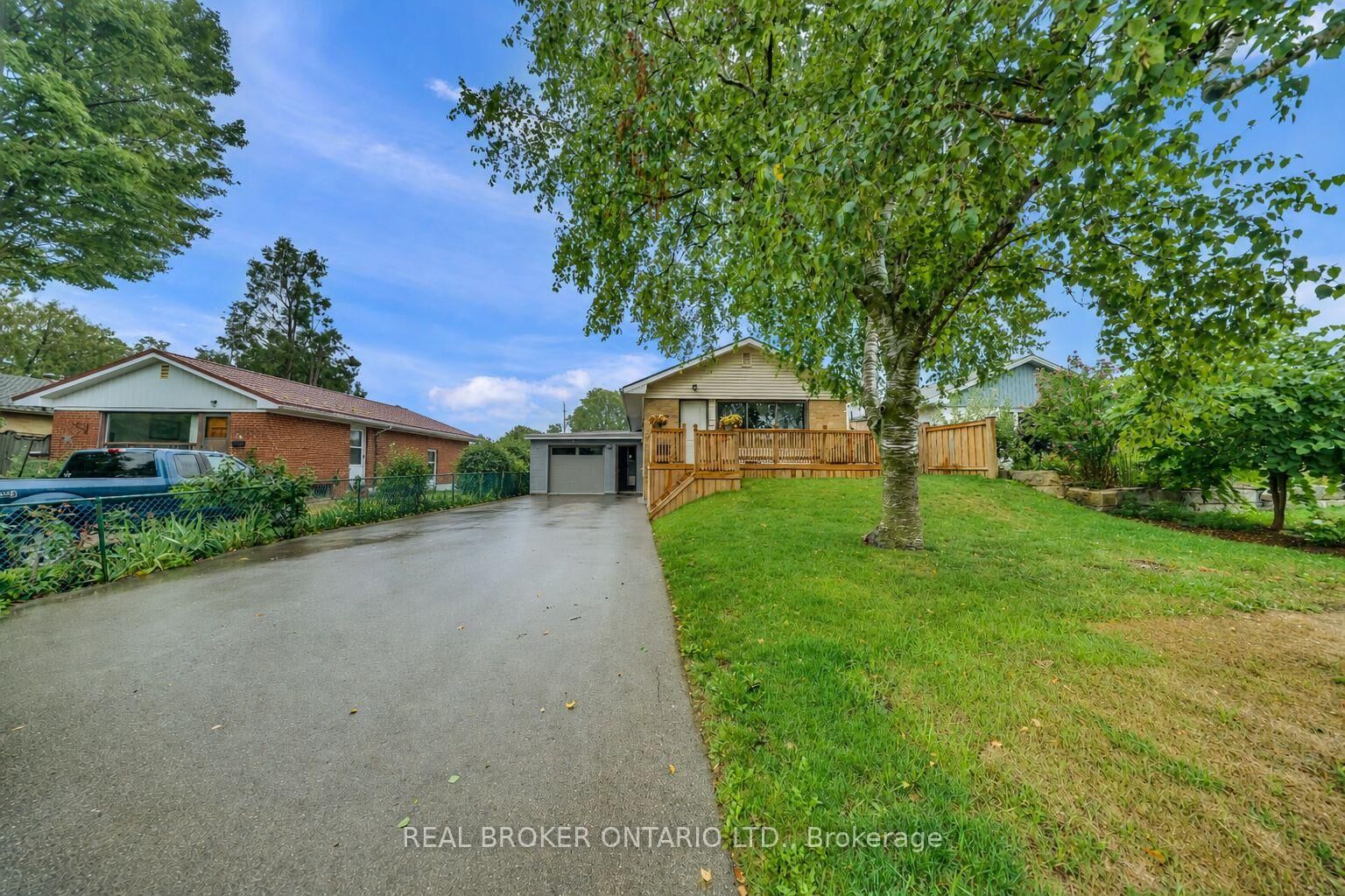 Property Photo:  67 Roseford Terrace  ON L7J 2L2 