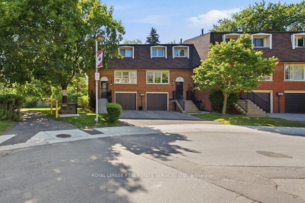 Property Photo:  29 Silver Shadow Path  ON M9C 4Y2 