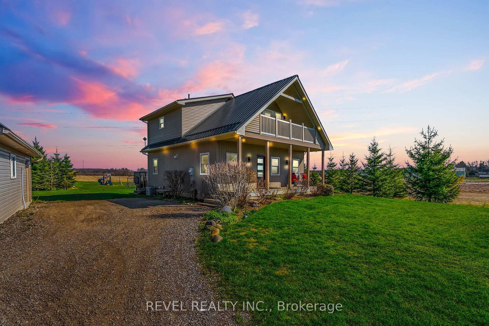 Property Photo:  343071 Fifteenth Side Road  ON L9W 0Z5 